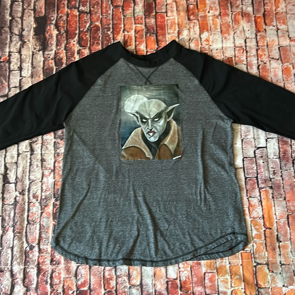 Vampire Shirt Size Medium